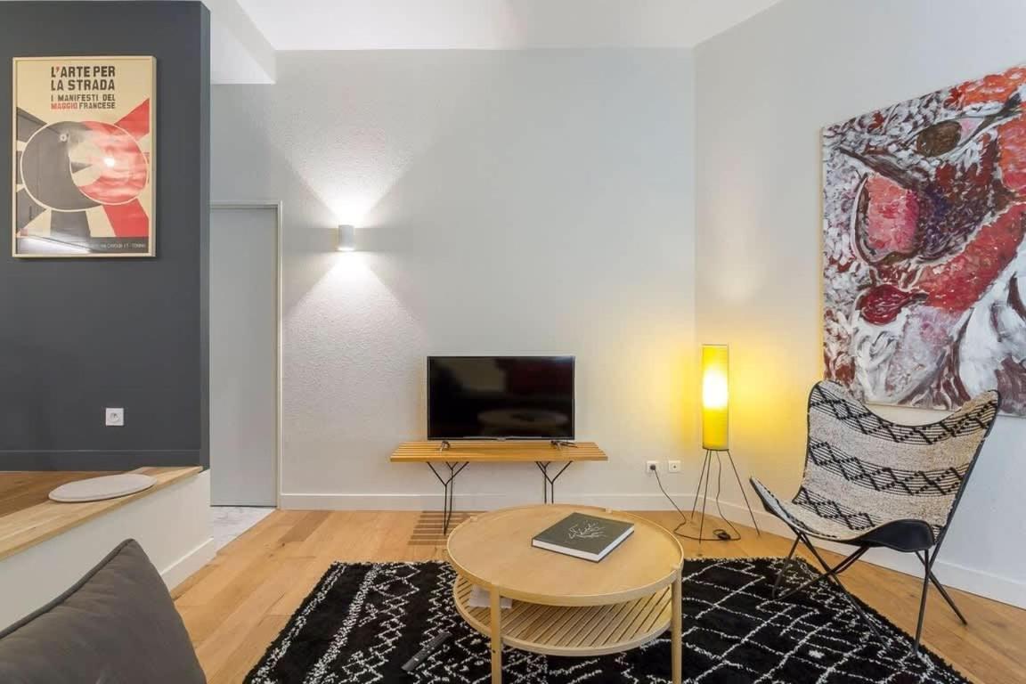 Arbre Sec - T2 - Meuble Tres Calme Apartamento Lyon Exterior foto